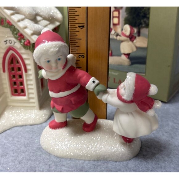 Department 56 Simple Traditions Holly Lane Christmas Figurine Set - Picture 11 of 14